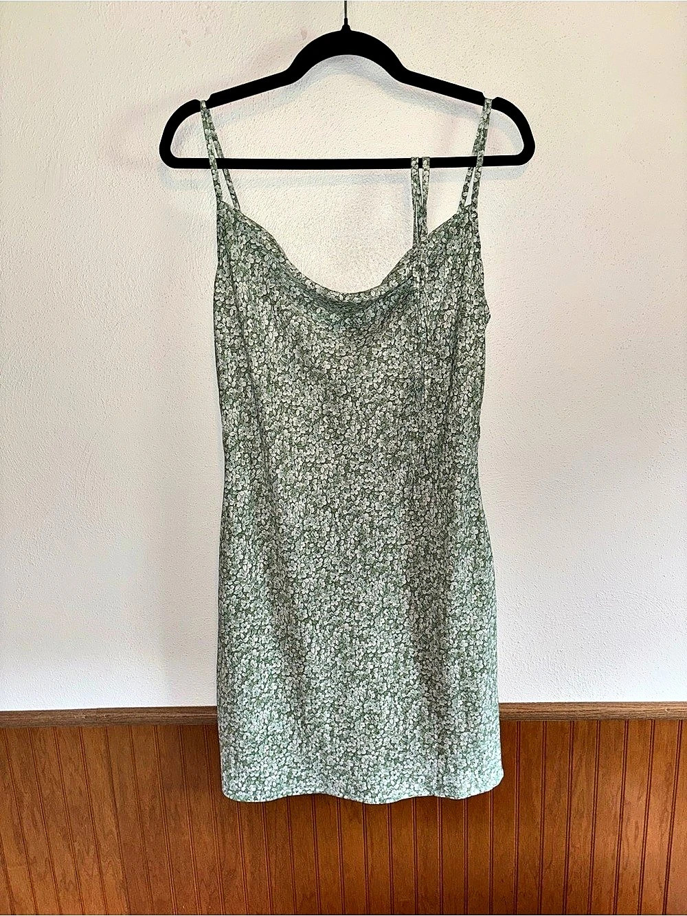 SHEIN Floral Mini Dress in Green & White Size size M